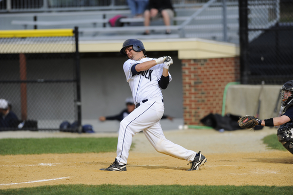 Baseball Falls Short to UMass Dartmouth, 6-5