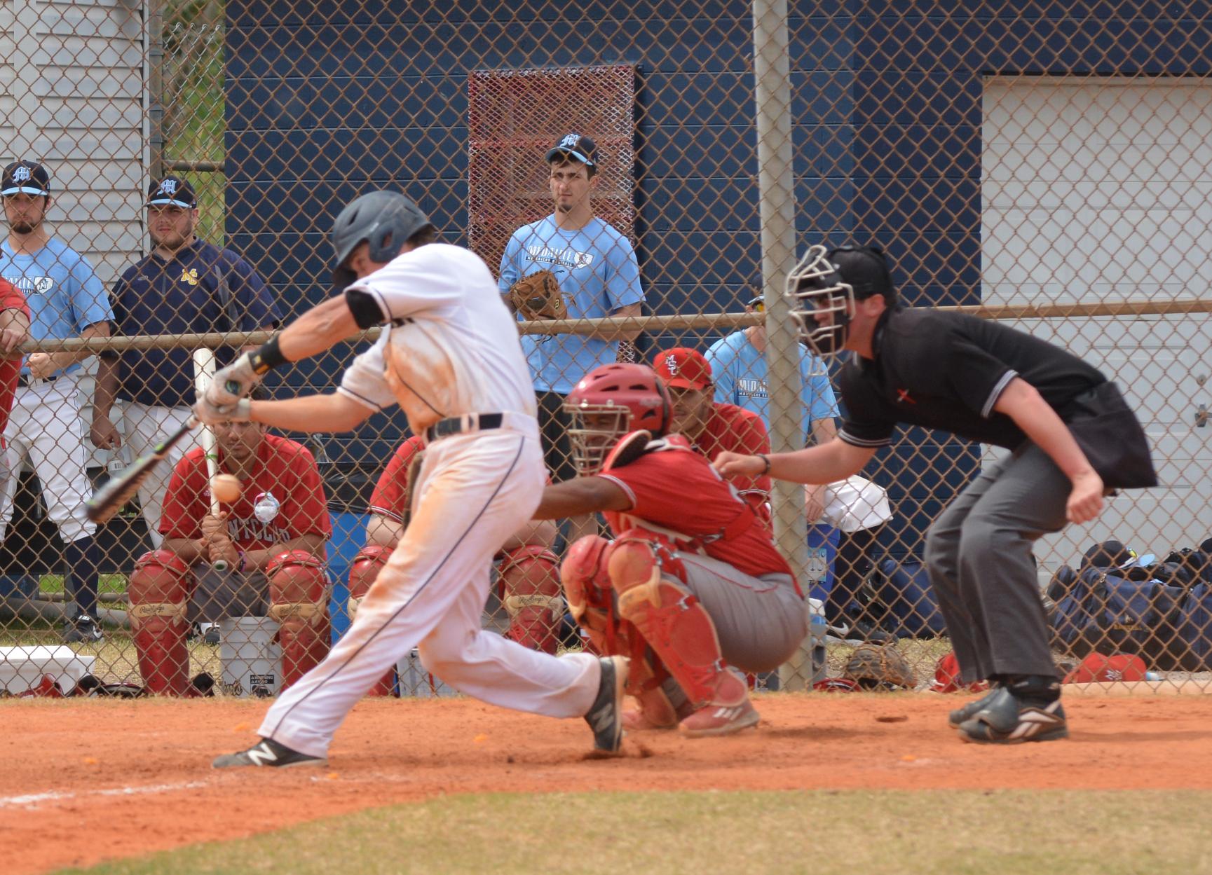 Late Rally Helps Babson Stun Baseball, 8-7