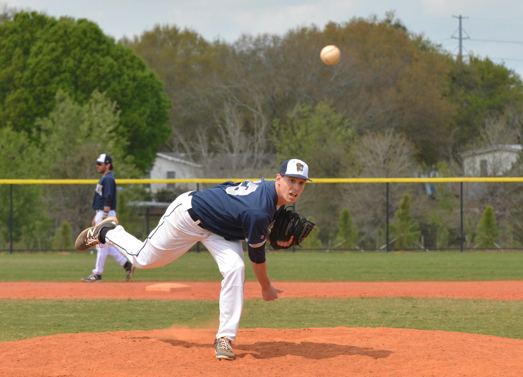 Baseball Visits Endicott, Hosts Newbury