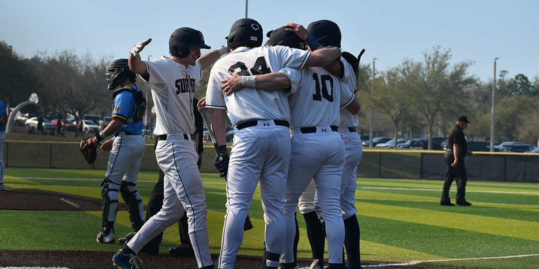 Baseball Bests St. Scholastica in Game One, 9-2