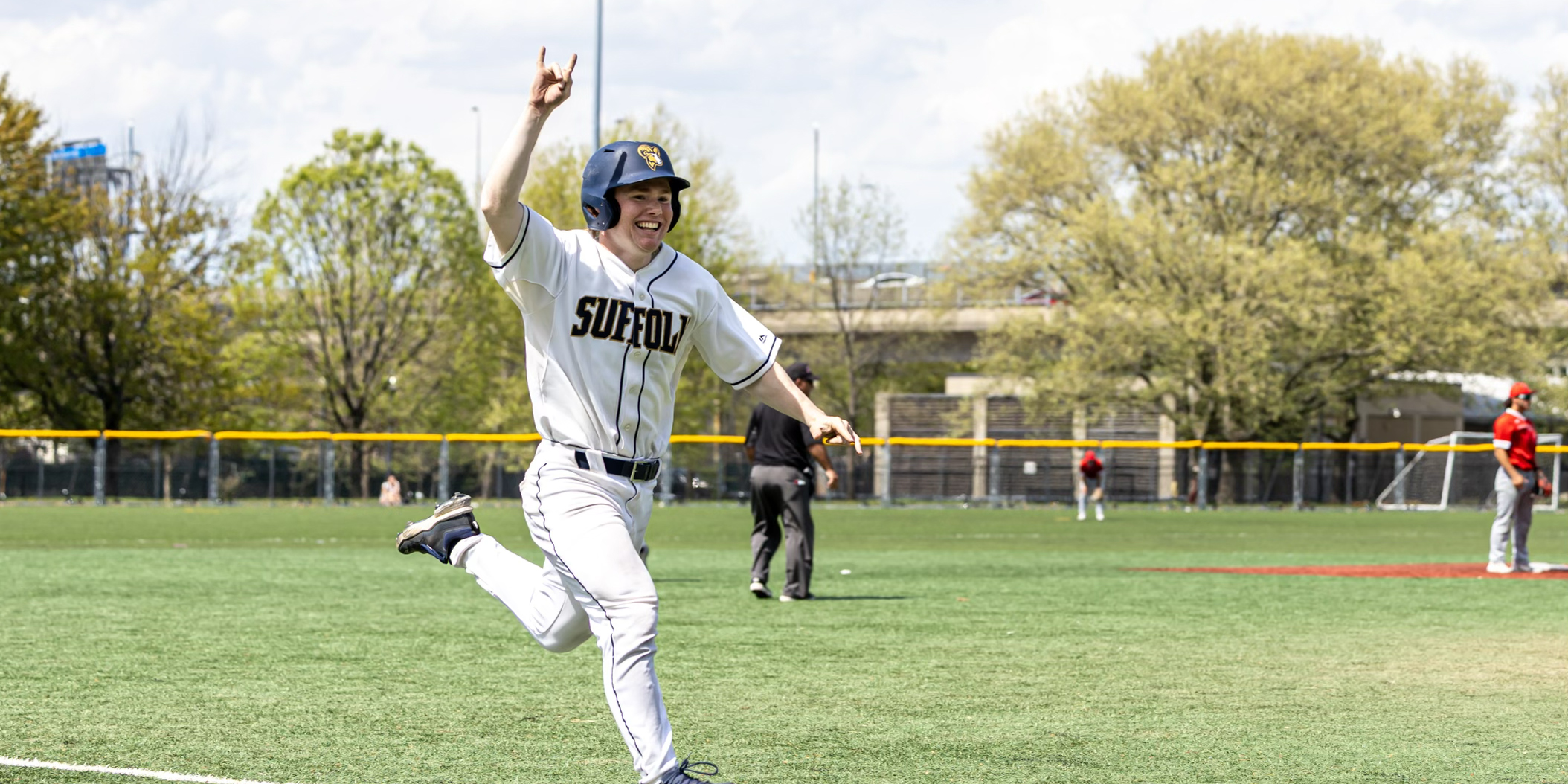 Baseball Walks Off Game One with Hartford in Extras&nbsp;