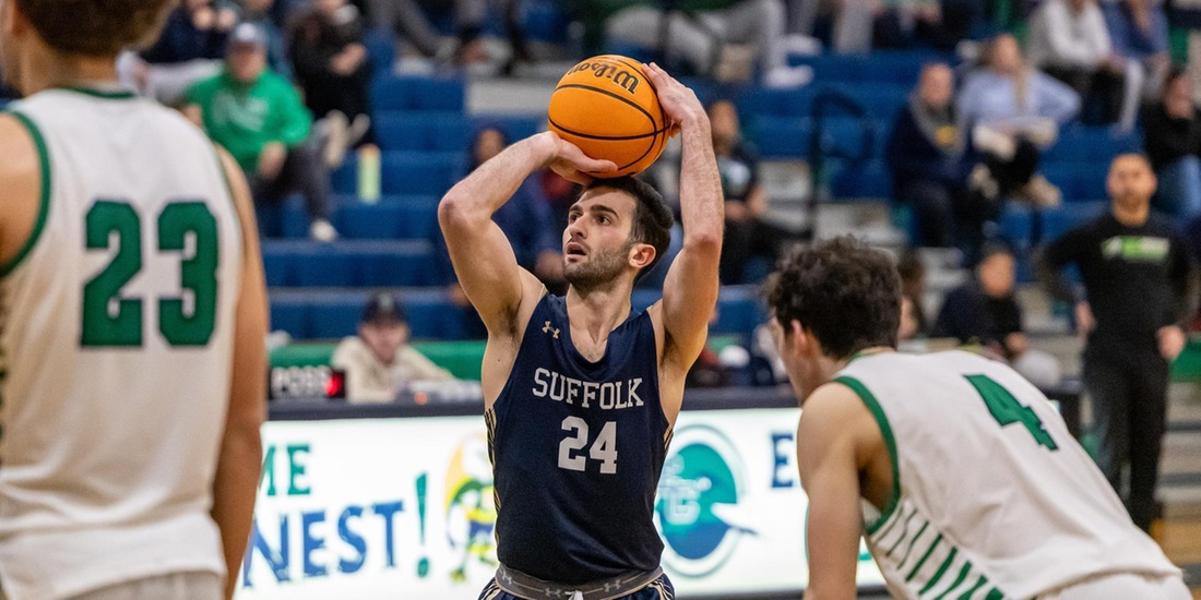 Men&rsquo;s Basketball to Play at Curry Saturday