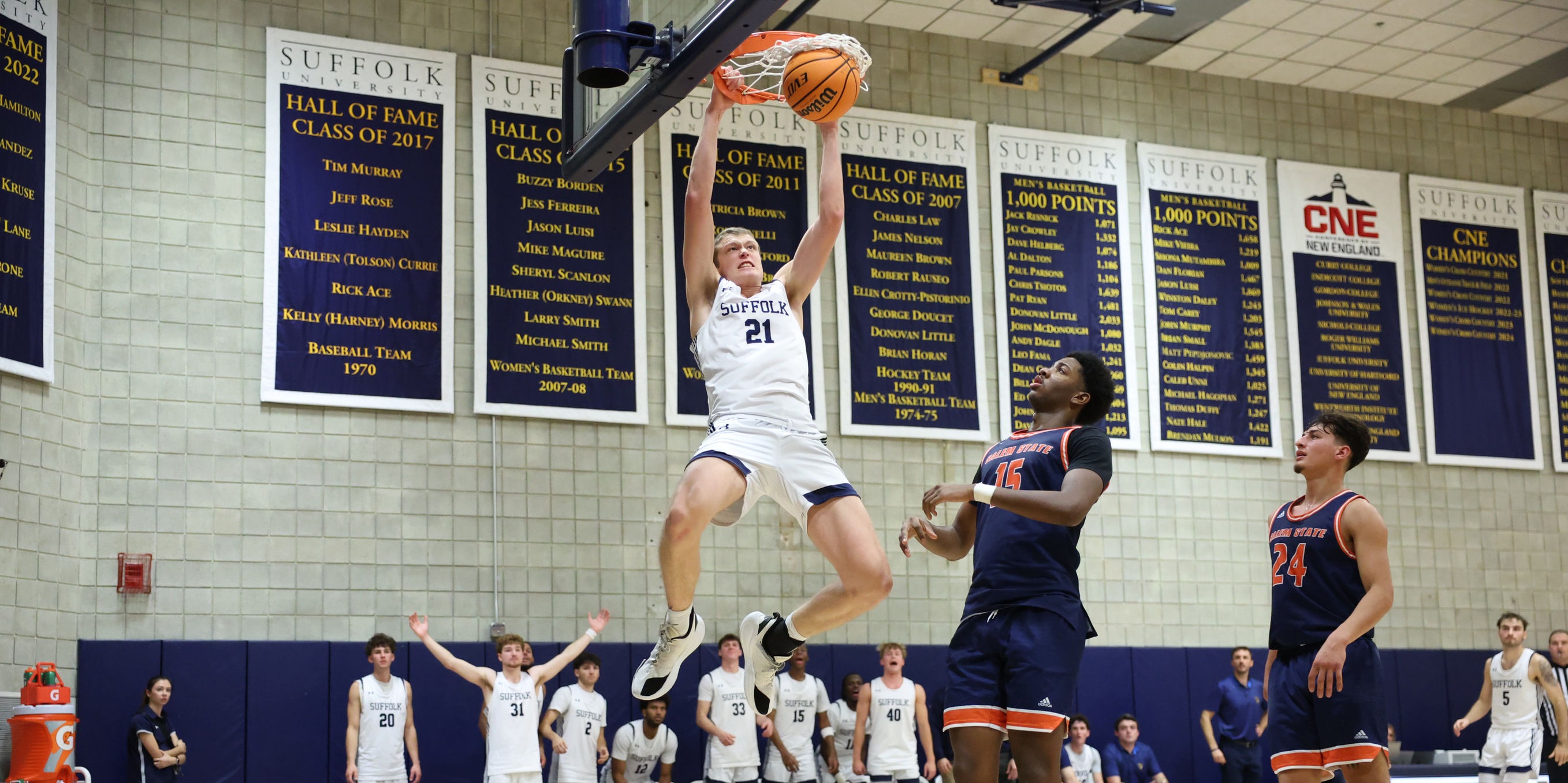 Men&rsquo;s Basketball Stops Salem State, 77-58