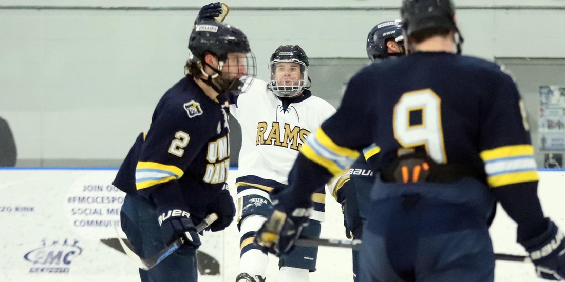 Men&rsquo;s Hockey Ties UMass Dartmouth, 3-3