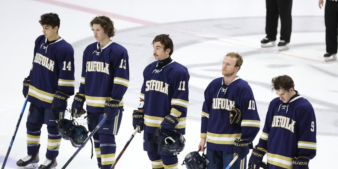 Men&rsquo;s Hockey Starts Season at Salem State