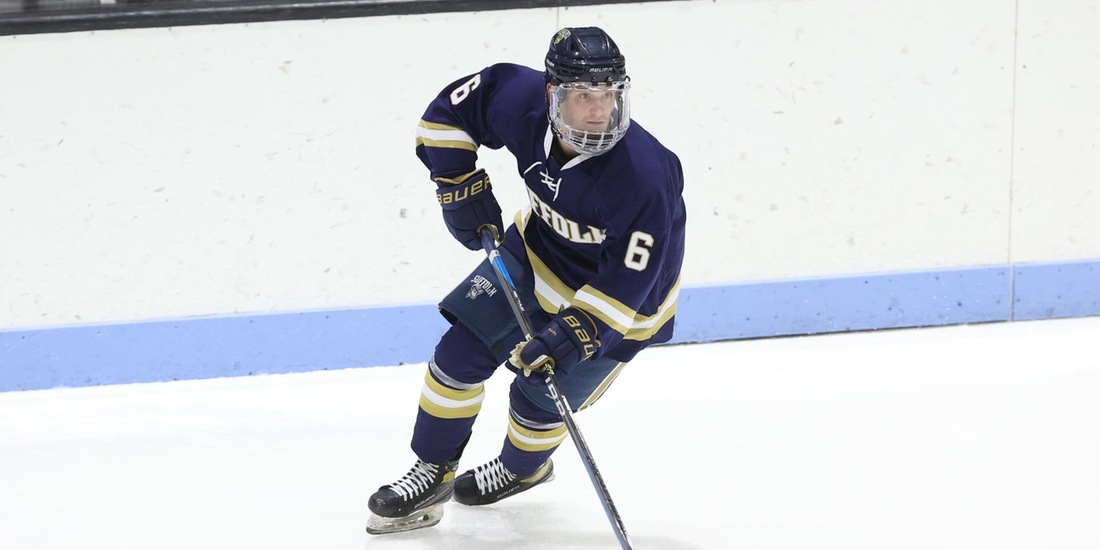 Men&rsquo;s Hockey Can&rsquo;t Hold Off Nichols, 3-2