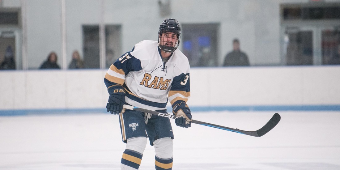 Men&rsquo;s Hockey Bests WNE, 5-1
