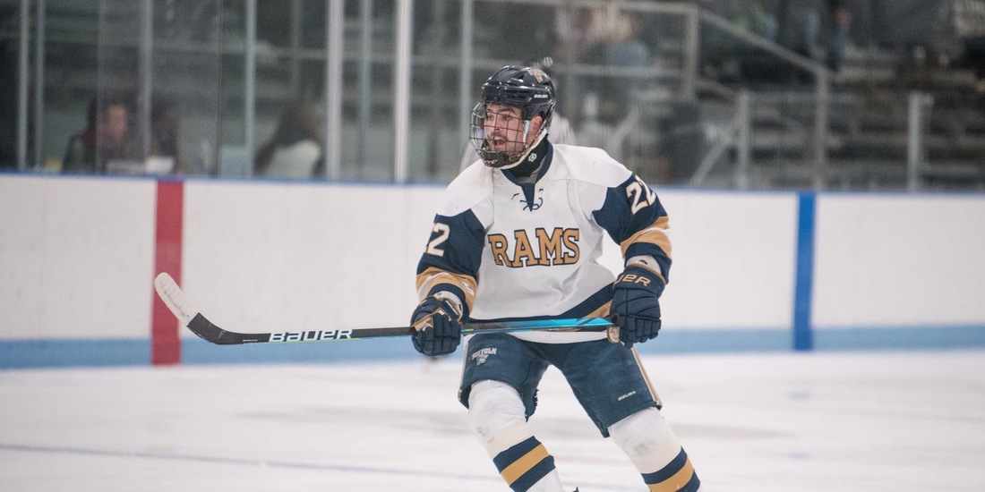 Men&rsquo;s Hockey Pours in Four to Defeat Wesleyan, 4-2