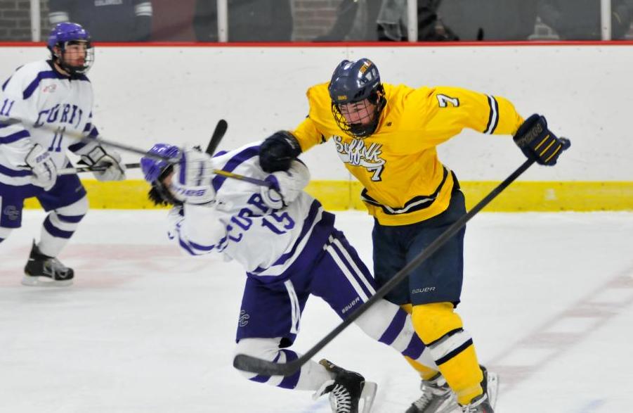 Selep Scores OT Game Winner as Hockey Skates Past SNHU 5-4