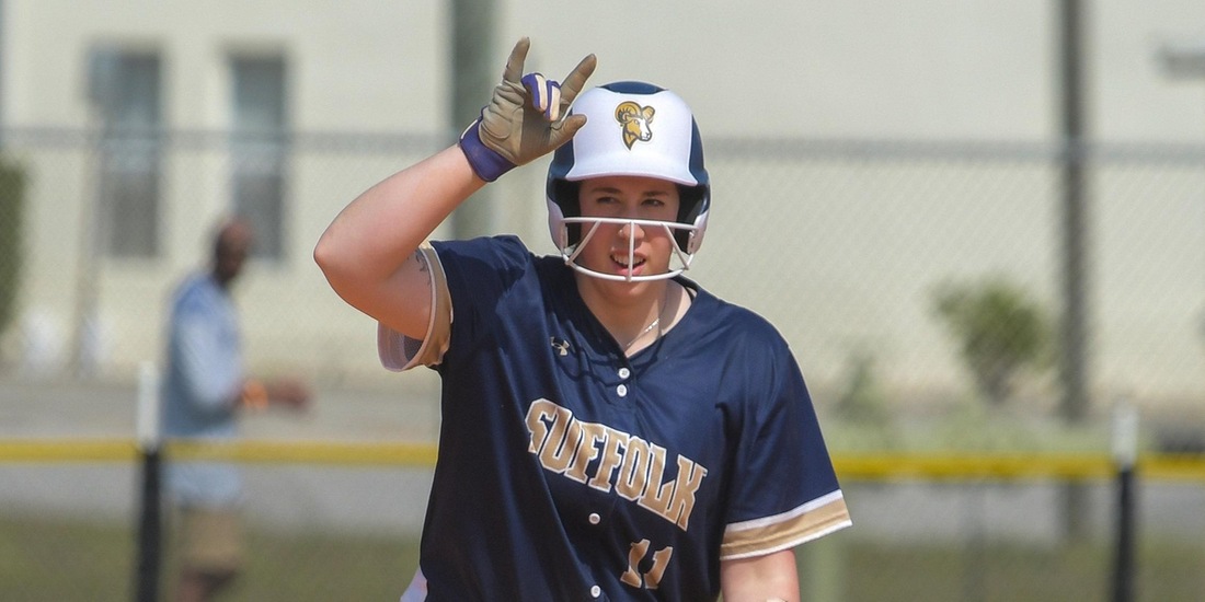 Softball Handles Gordon in Game 2 in Nightcap, 12-2