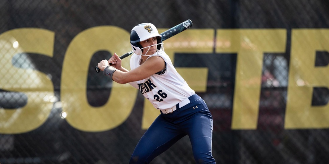 Softball Stumped by Worcester State in Game 1, 8-3