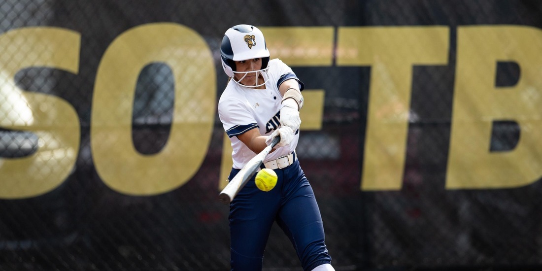Softball Bested by WNE in Game 1, 7-3