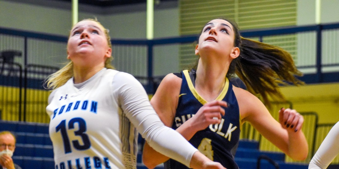 Women's Basketball Meets MIT Monday