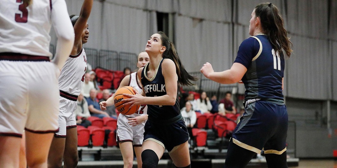 Women&rsquo;s Basketball Clips Curry, 60-51, to End Road Swing