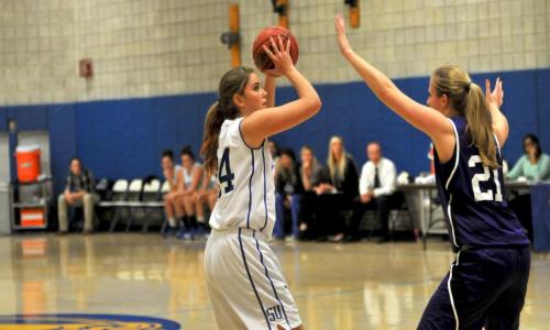 Emmanuel Defeats Suffolk In GNAC Finals, 68-45