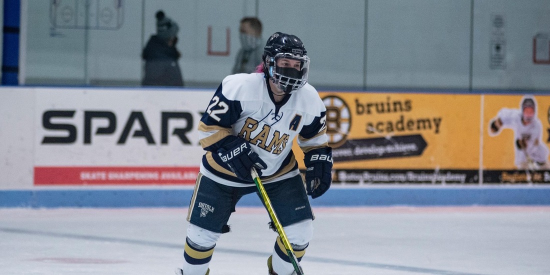 Women&rsquo;s Hockey Opens Series with Worcester State in Win Column, 4-2