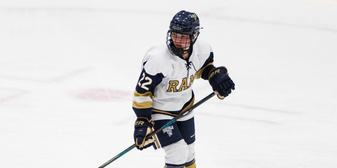 Women&rsquo;s Hockey Meets No. 1 Middlebury in Non-Conference Finale Tuesday