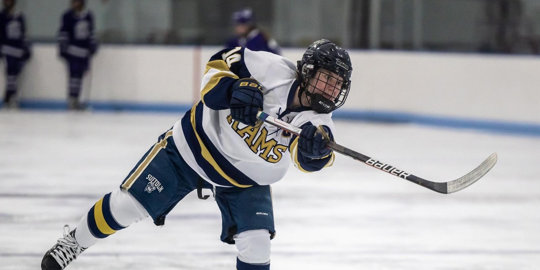 Women&rsquo;s Hockey Drops 2-1 CNE Game at UNE