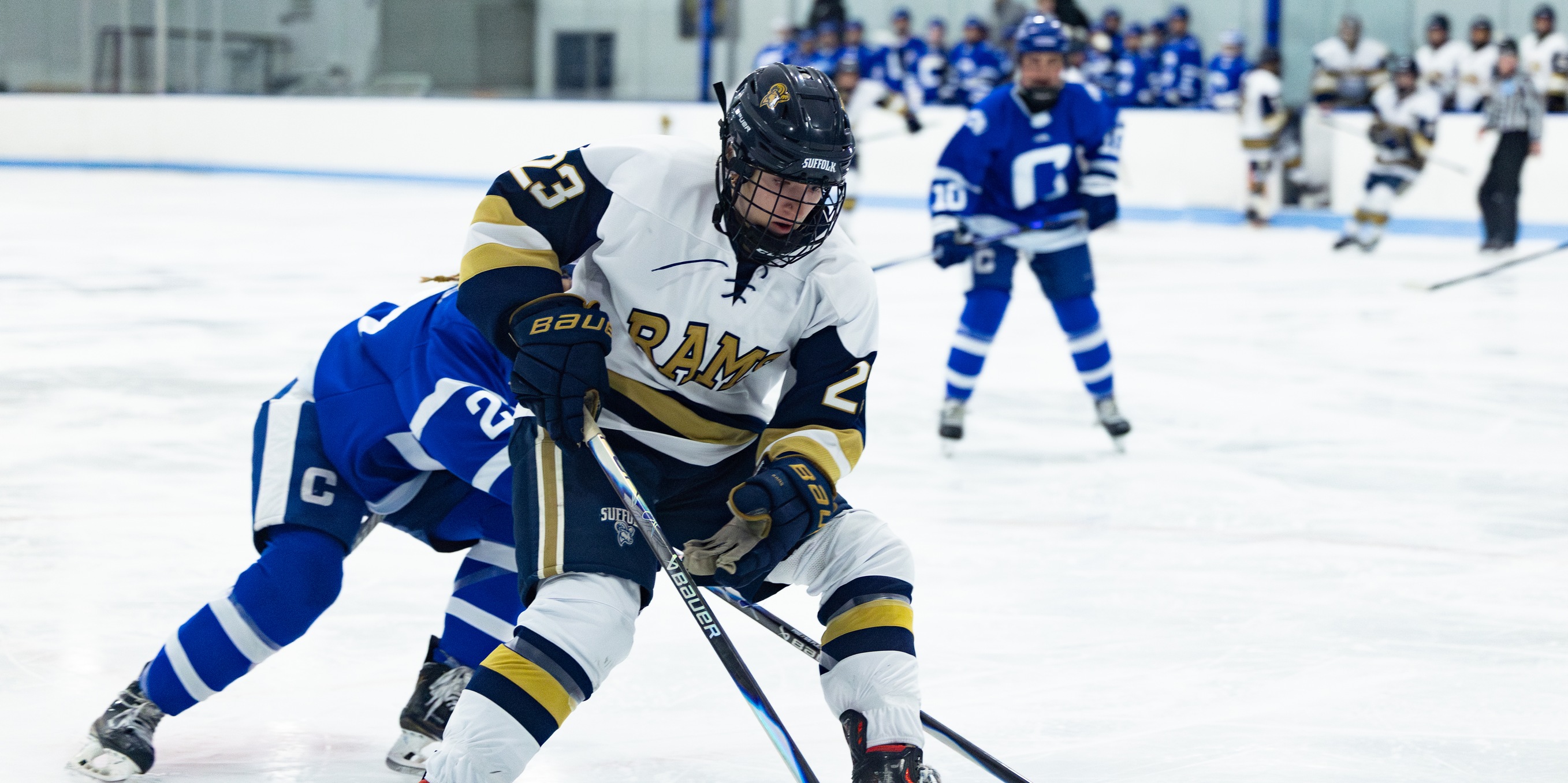 Women&rsquo;s Ice Hockey Falls to No. 12 Colby
