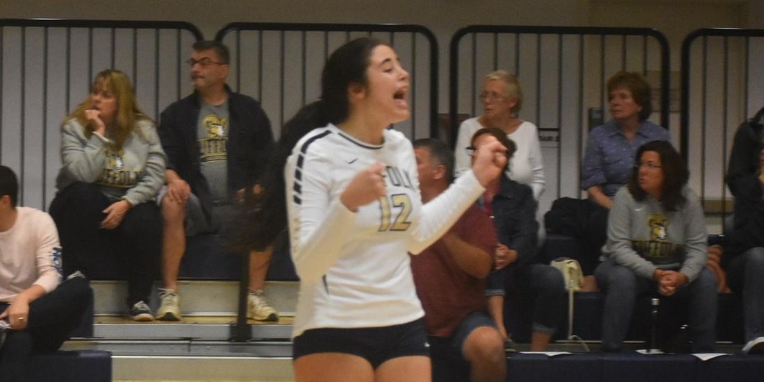 Bell&rsquo;s Triple-Double Anchors Volleyball&rsquo;s Sweep of Becker