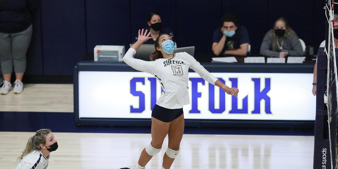 Volleyball Comes Up Short in Five at Nichols