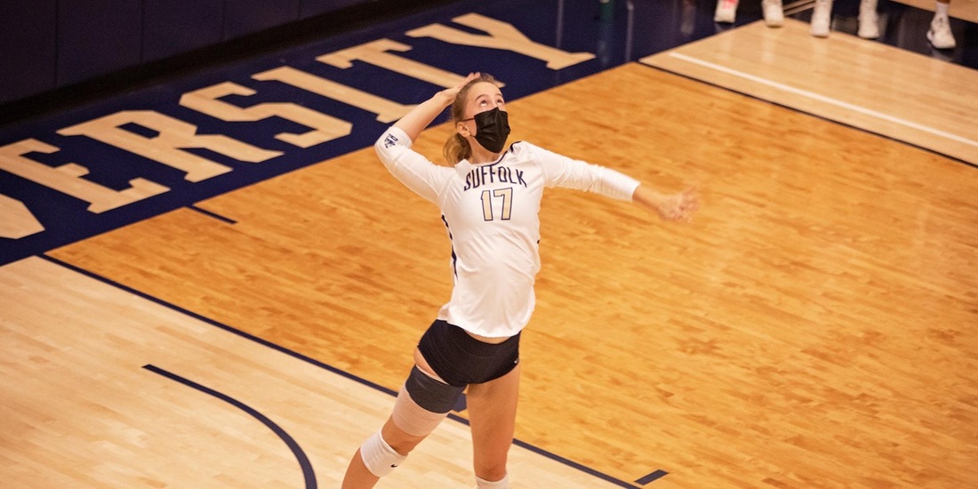Wellesley Defeats Volleyball in Four