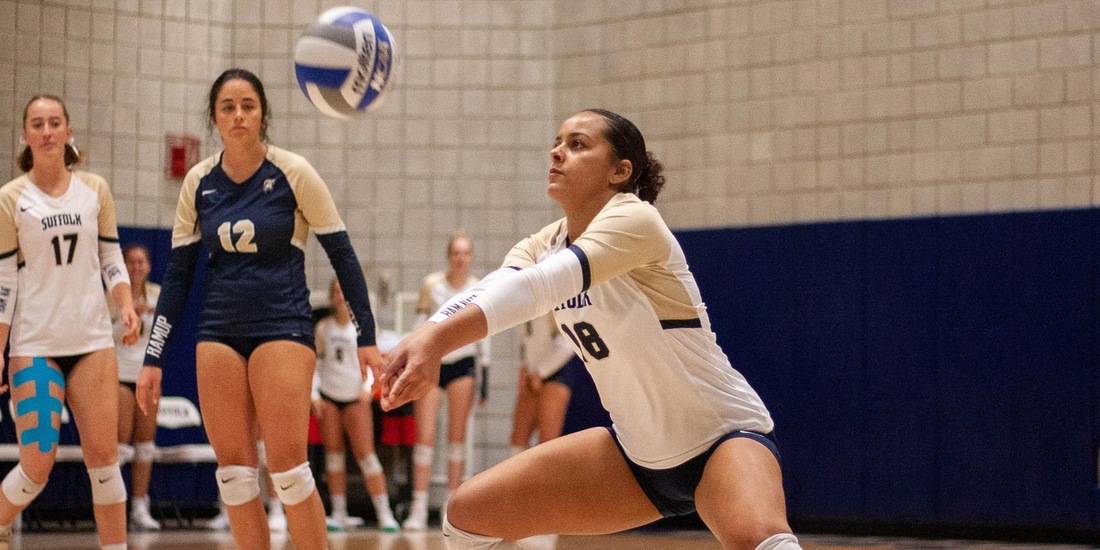 Volleyball Holds Off Dean, 3-1